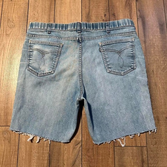 Vintage Levi's cut‎ off jean shorts jorts size 38 - Picture 1 of 7